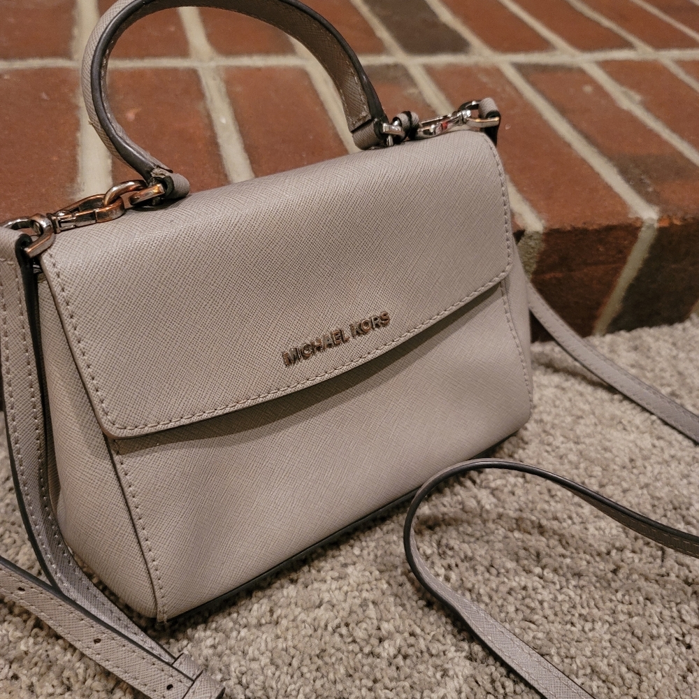 Small Michael Kors Shoulder Bag